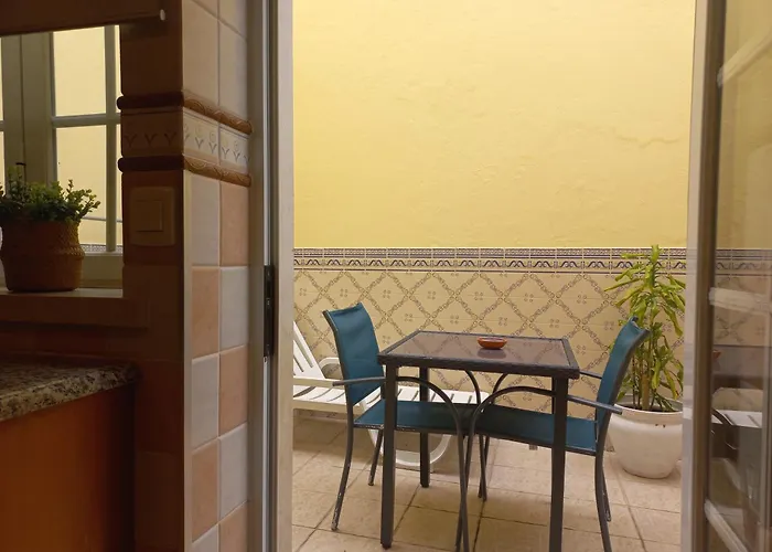 Modern, Spacious And Quiet Private In - Near Funicular Nyaraló