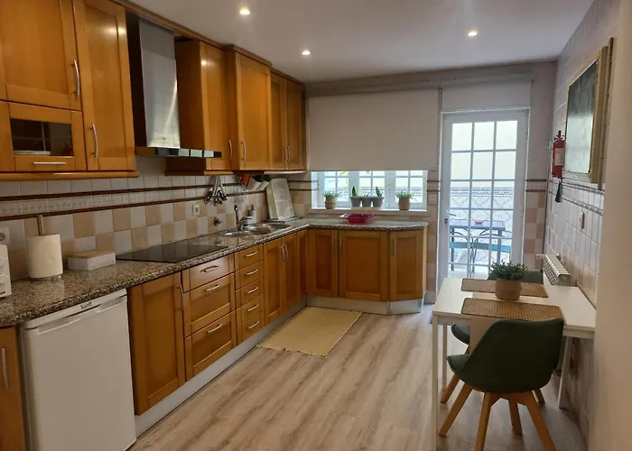 Modern, Spacious&quiet Private In - Near Funicular